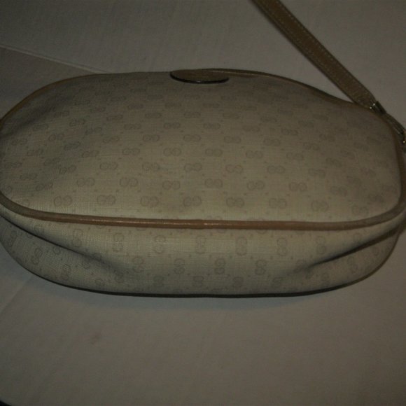 ❤️Authen GUCCI Micro G Logo Print Tan Canvas Ltr Coated Canvas Canteen Crossbody - Picture 5 of 10